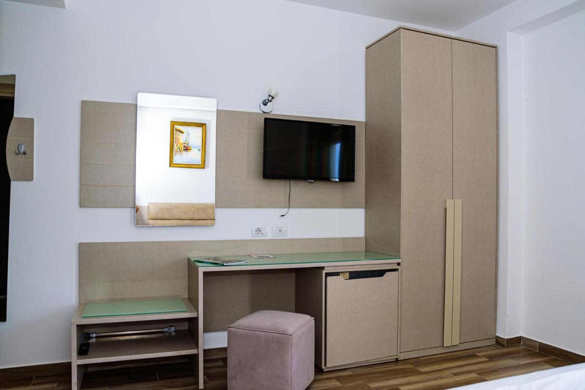Hotel Orange Dhërmi Zewnętrze zdjęcie